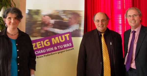 Foto: Landrat Müller mit den Referenten